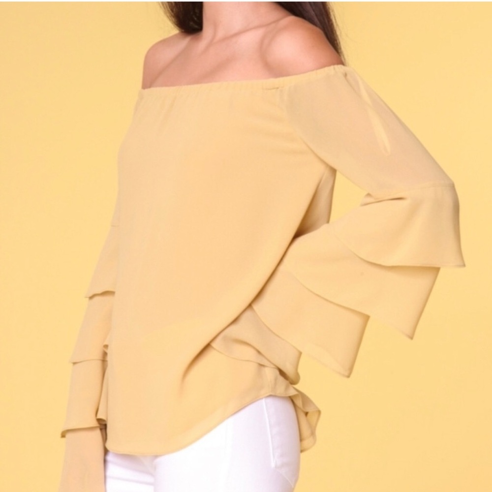 NEW Ruffled Tiered Sheer Lined Off Shoulder Cream Blouse Large